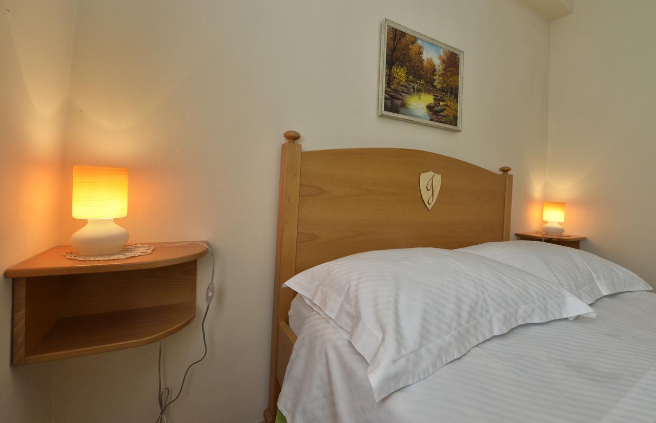 Bed And Breakfast Julia Seget  Kültér fotó
